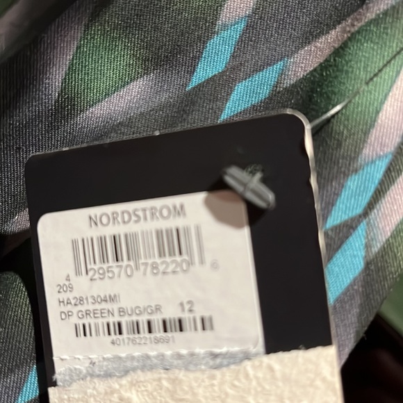 Halogen Skirt - Picture 5 of 5